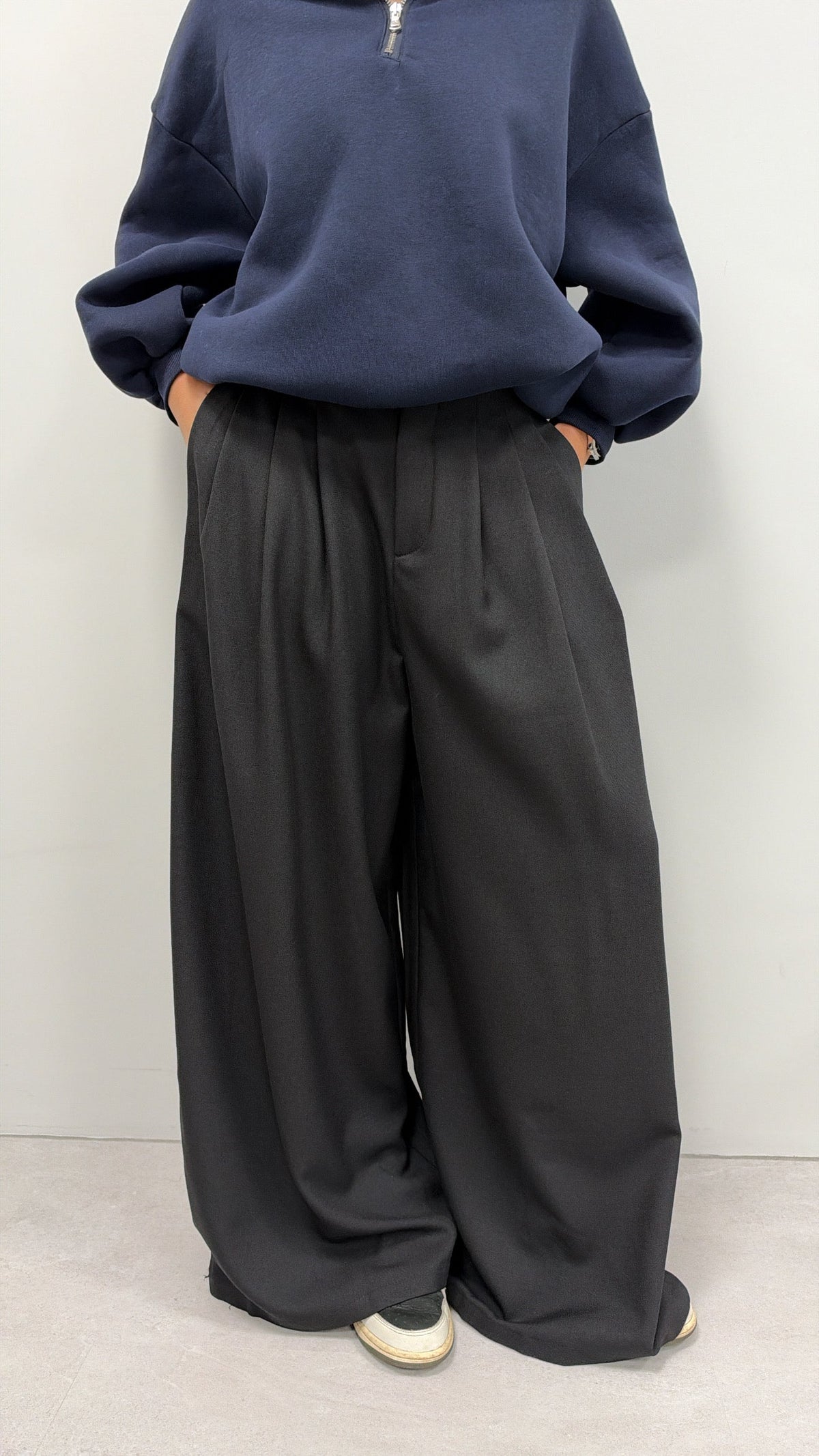 PANTALON "MATHIEU" NOIR PRE COMMANDE EXPÉDITION À PARTIR DU 20/10